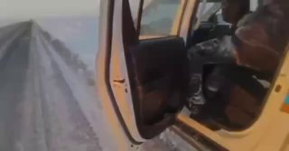 В Казахстане рыбаки провалились под лед