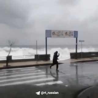 На Сицилии из-за шторма эвакуированы 190 человек