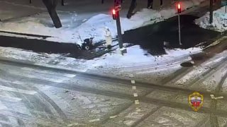 В Москве задержали женщину, угнавшую снегоуборочную машину