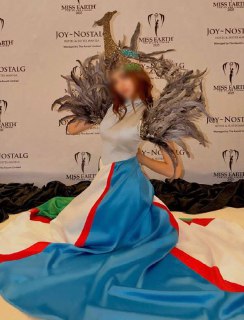 Участницу конкурса красоты из Узбекистана оштрафовали за использование государственного флага