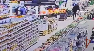 В Электростали задержали мужчину, пытавшегося обмануть магазин с помощью лука