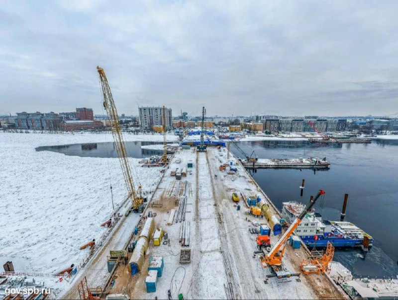 Завершён монтаж плит на Большом Смоленском мосту в Петербурге