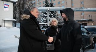 Встреча с ранеными бойцами в госпитале им. Бурденко