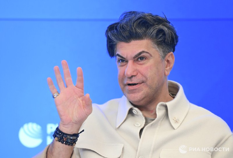 Цискаридзе предложил ввести дресс-код в театрах