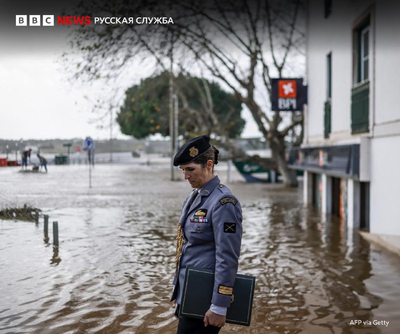 Наводнение в Португалии: погиб человек