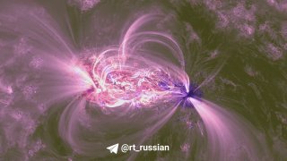 На Солнце зафиксировано 10 сильных вспышек, Землю накрыли магнитные бури