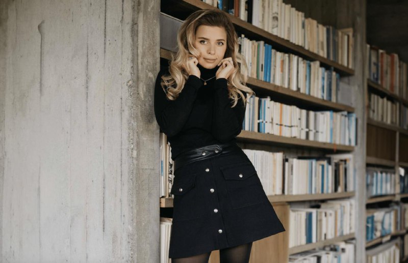 Forbes раскрыл отношения Маши Дроковой и Джеффри Эпштейна