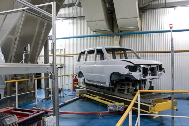 УАЗ внедряет роботизированную систему нанесения мастики