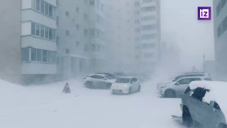 Сильный снежный циклон обрушился на Сахалин