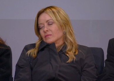 Премьер Италии уснула на церемонии открытия Олимпиады