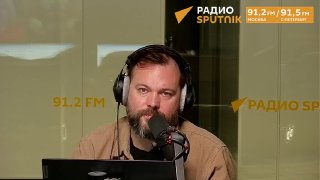 Захарова назвала заявления Макрона о восстановлении связей с Россией "наперстничеством"