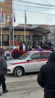 В школе застрелили одного из нападавших