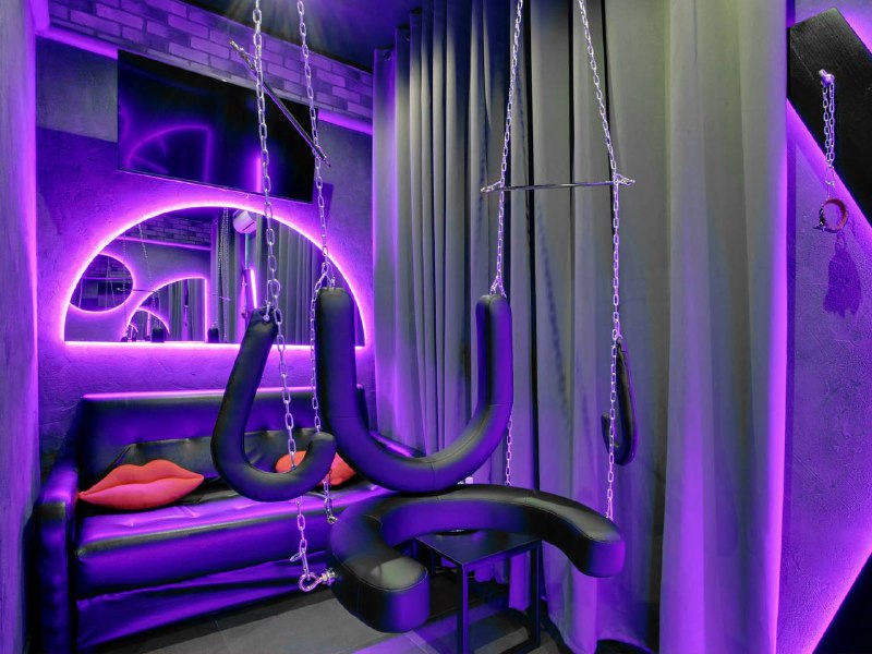 Спрос на БДСМ-отели в Москве вырос в 3 раза перед 14 февраля