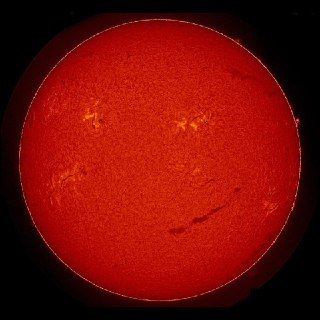 Солнце 'улыбнулось' Земле