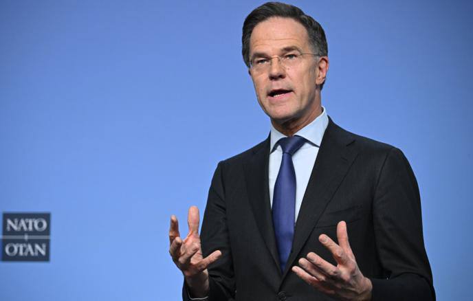 США продолжат поставки оружия Украине на $15 млрд