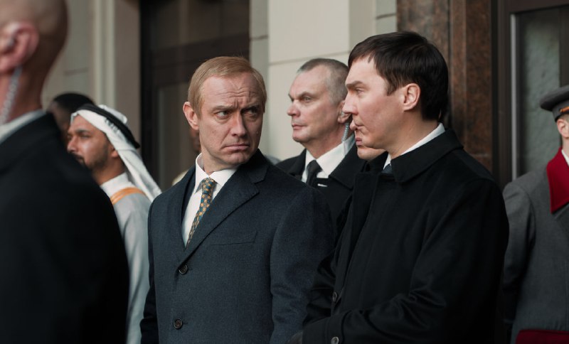 Продюсеры фильма «Кремлёвский волшебник» подали в суд на Le Monde