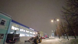 Ночная уборка снега в Коломне