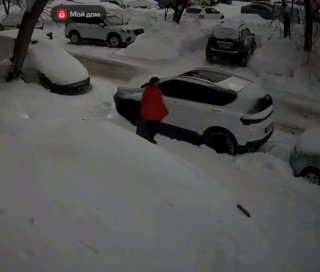 Снег с крыш убивает россиян