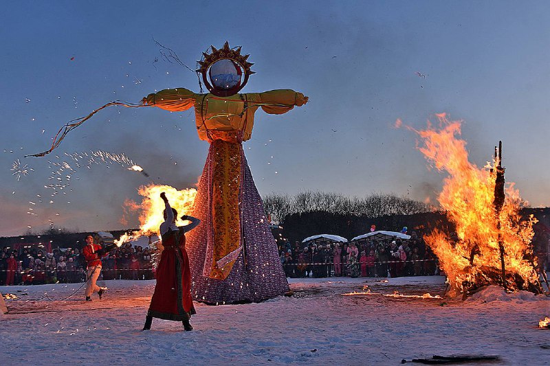 РПЦ раскритиковала празднование Масленицы