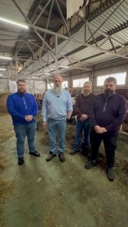 Староверы-фермеры просят Сбербанк о помощи