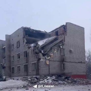 Обрушение здания на территории военной части в Ленинградской области