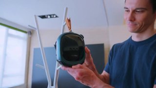 Launbot: гаджет для сушки и разглаживания одежды без утюга