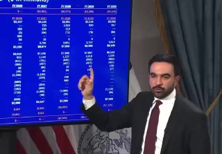 Дефицит бюджета Нью-Йорка заставил мэра пойти на непопулярные меры