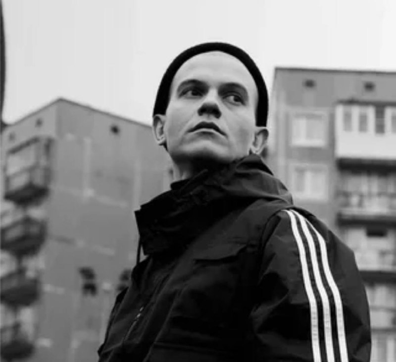 Скончался солист группы Shortparis Николай Комягин