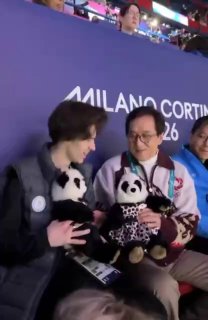 Джеки Чан принял участие в номере казахстанского фигуриста на Олимпиаде