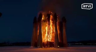 В «Никола-Ленивце» сожгли 25-метровое «Сердце»