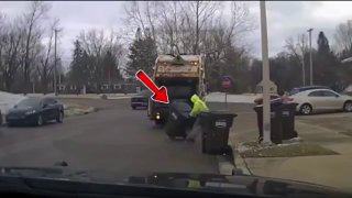 Мужчина спрятался в мусорном баке, чтобы избежать полиции