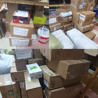 Разгрузка гуманитарного и военного груза в Донецке