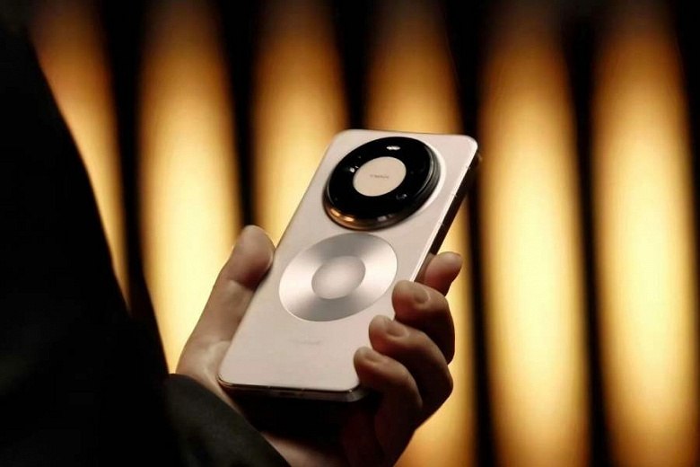 Успешные продажи Huawei Mate 80