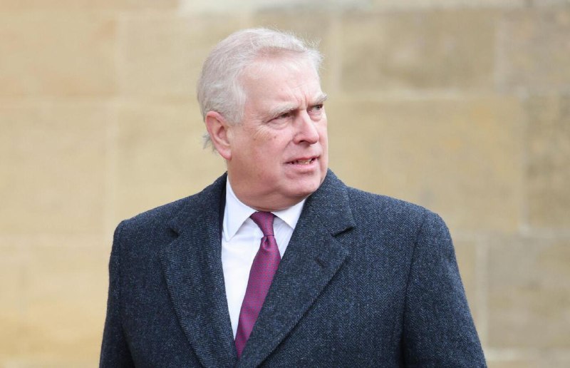 Принцу Эндрю запретили верховую езду