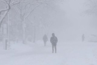 Два человека погибли из-за метели в США