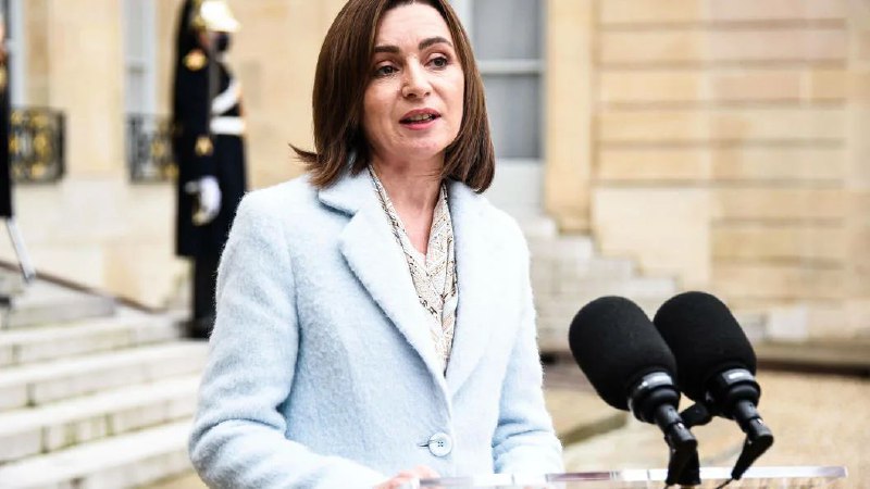 Санду поблагодарила Киев за "спасение" Молдавии от России