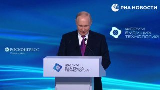 Путин признал отставание компетенций выпускников вузов в РФ в сфере биотехнологий