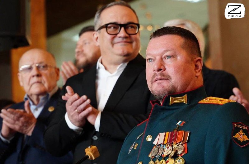 В Москве открыли памятник Герою России Максиму Бахареву