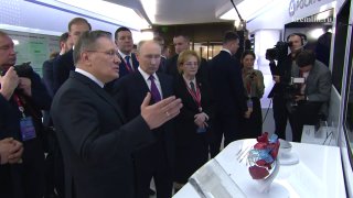 Президент ознакомился с разработками в области биоэкономики