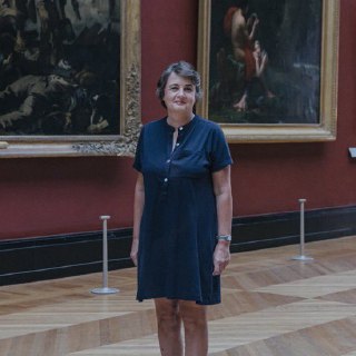 Отставная директриса Лувра получила новую должность