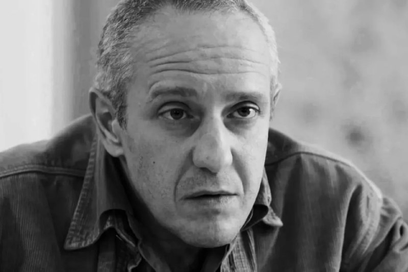 Скончался актер Владимир Довжик