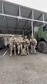 Передача медицинского снаряжения военнослужащим