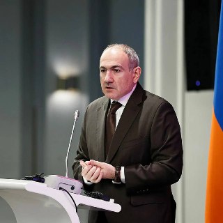 Пашинян подтвердил решающую роль России в прекращении огня между Арменией и Азербайджаном