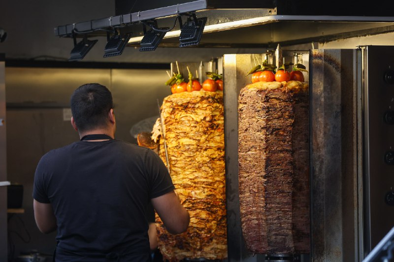 Рост зарплат шаурмистов в Москве