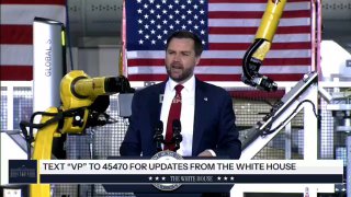 Вэнс пошутил о любви Пелоси к инсайдерской торговле