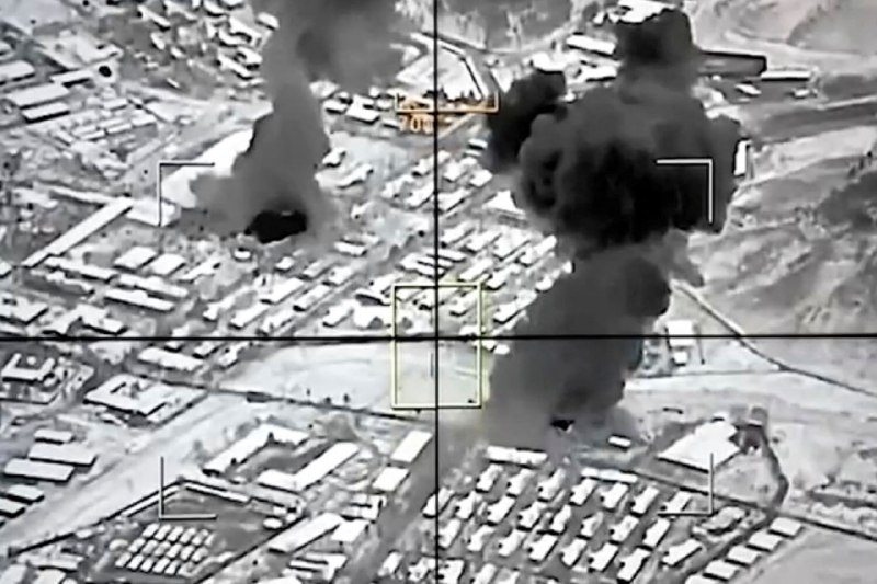 Война в Афганистане и Пакистане: первые сообщения о потерях