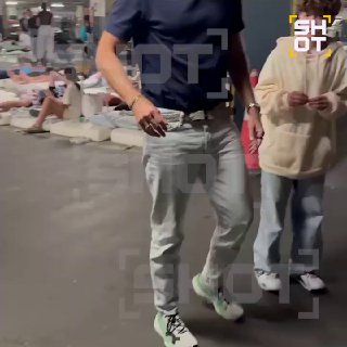 Туристы из России ночуют в подвалах и на парковках отелей Дубая