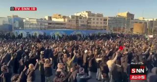 Массовые антиамериканские протесты в Иране