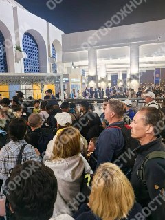 Проблемы пассажиров рейса Москва-Коломбо в Шардже