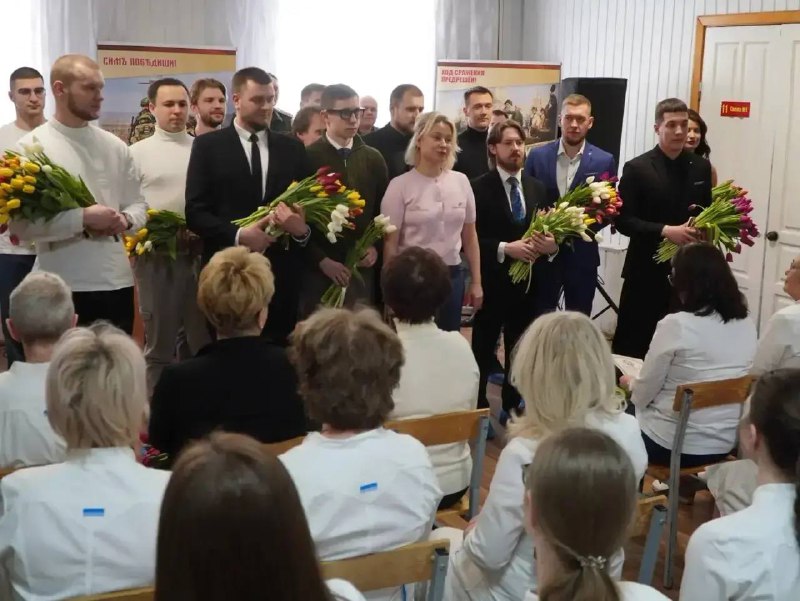 Сима-ленд поздравила женщин, чьи близкие участвуют в СВО